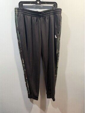 Mens Adidas Sweatpants Size XL Black With Camo Stripes On The Side